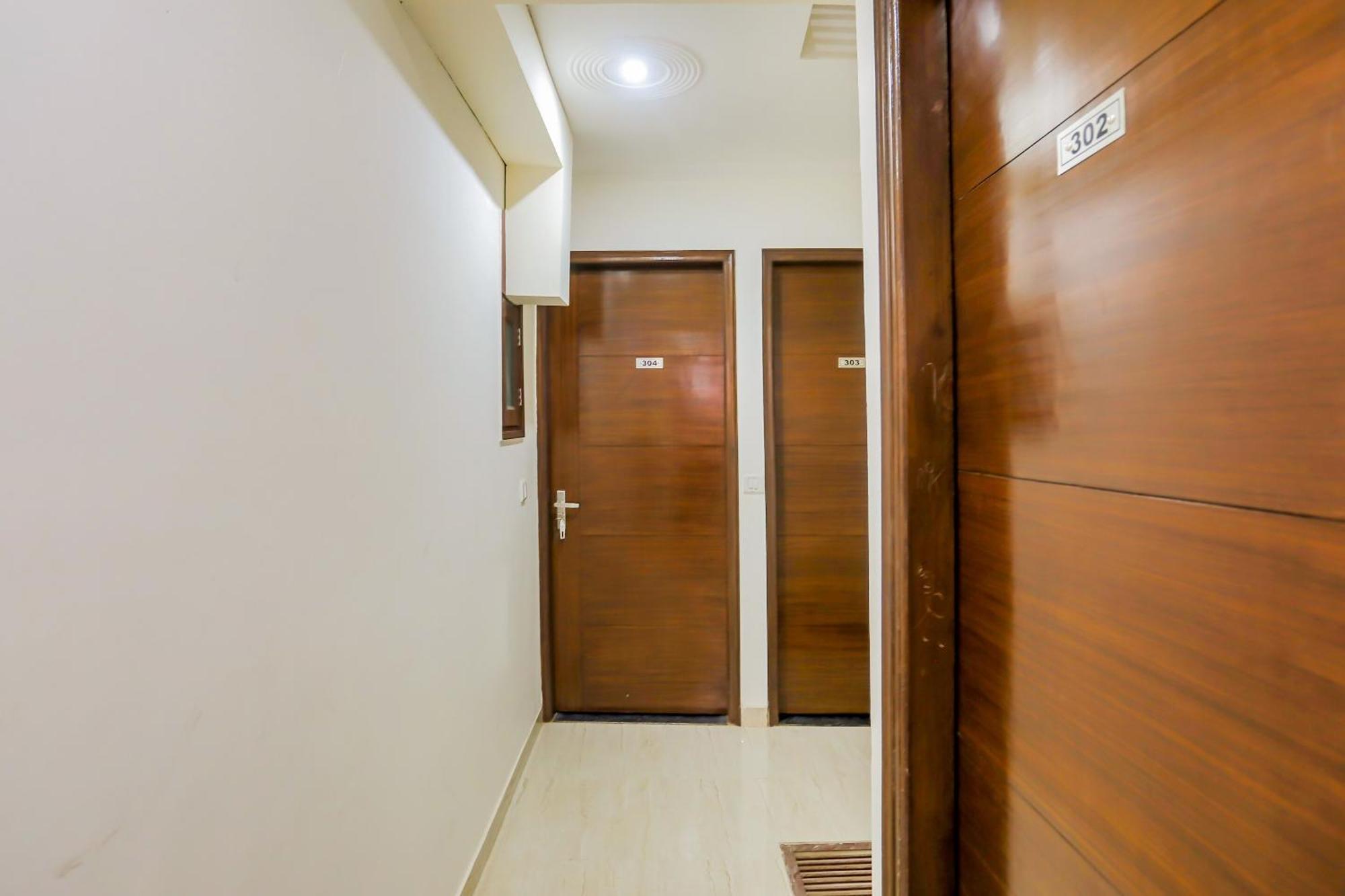 Hotel O Mahipalpur Extension Near Airport نيودلهي المظهر الخارجي الصورة